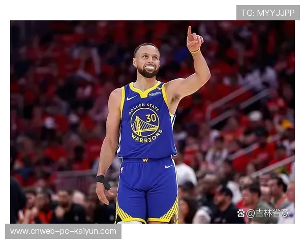 勇士首发阵容调整，库里缺席五场后球队迎来逆转